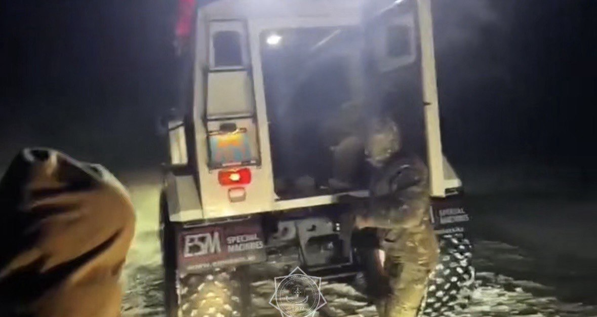 СҚО-да қар құрсауында қалған отбасы құтқарылды