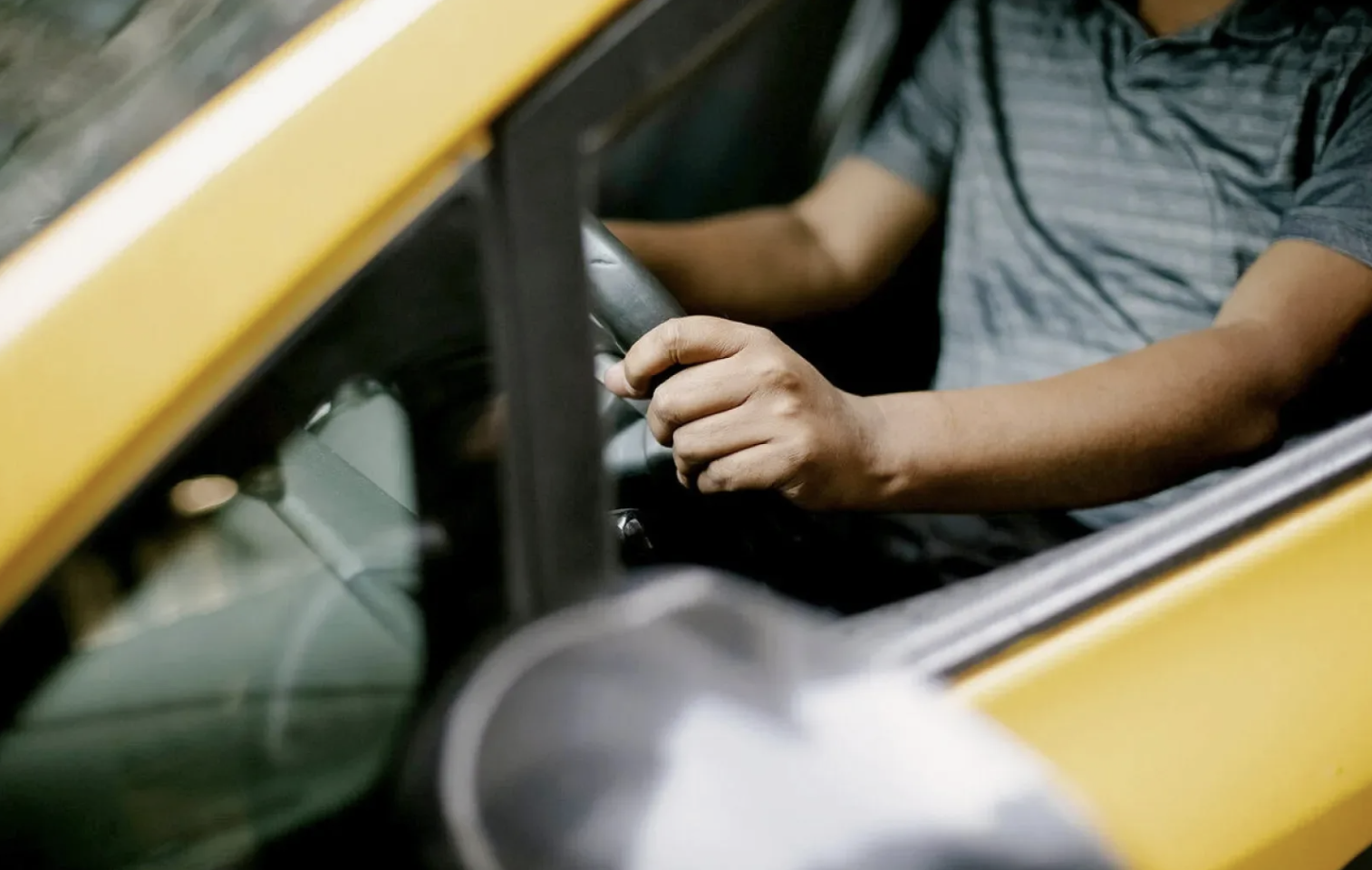 Қазақстанда кейбір такси жүргізушілеріне тықыр таянды