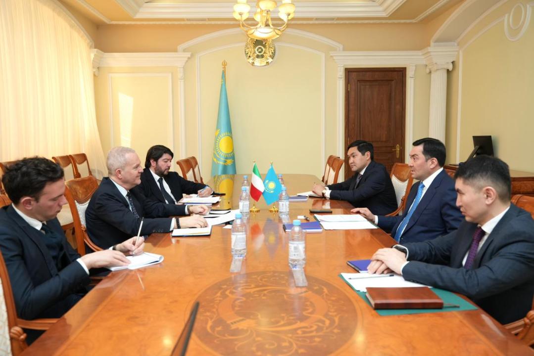 Қазақстан мен Италия Жаңаөзенде гибридті электр стансасын іске қосады