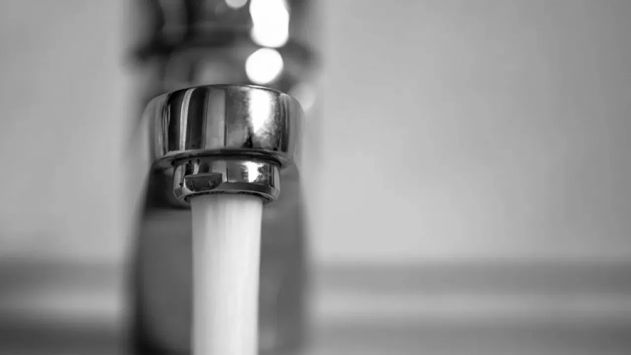 Почему нельзя мыть голову водой из-под крана