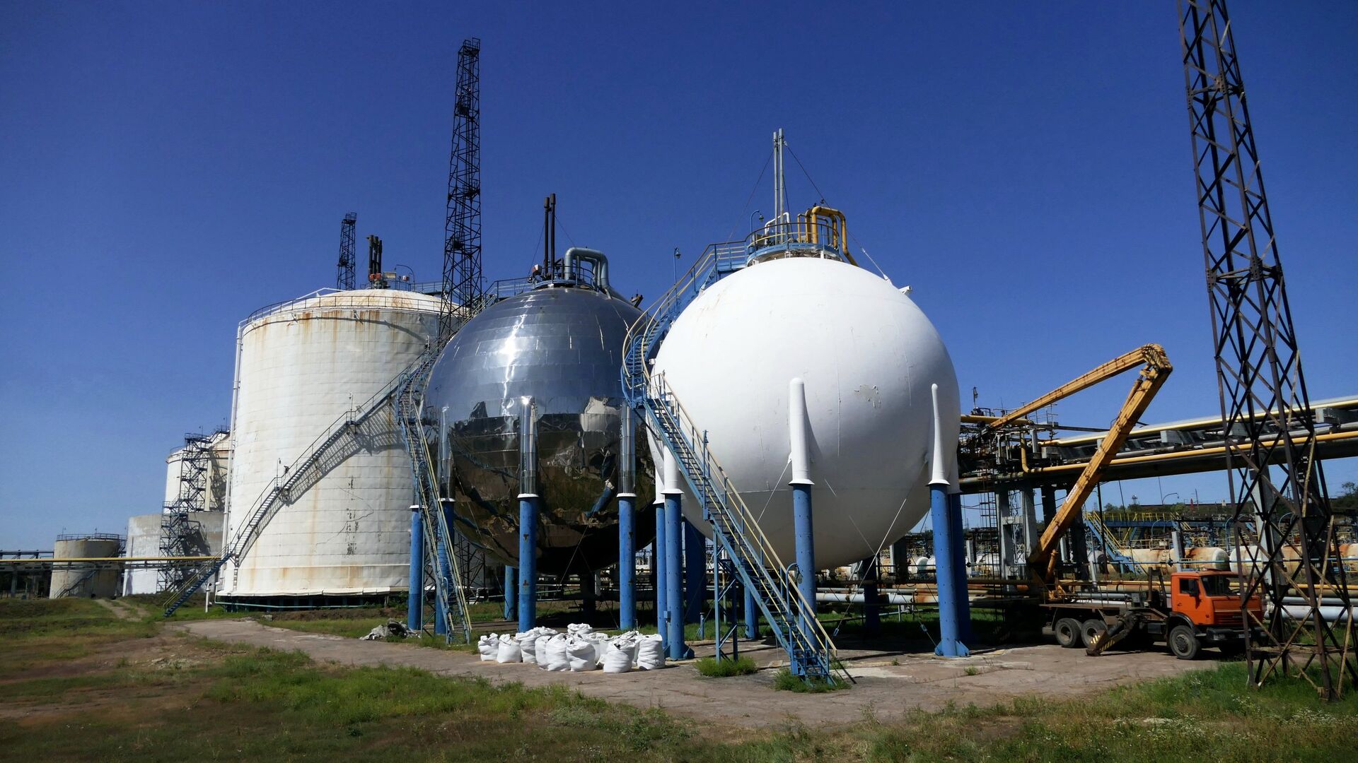 Бірнеше жылдан соң Ақтөбеде карбамид өндіретін зауыт іске қосылады 