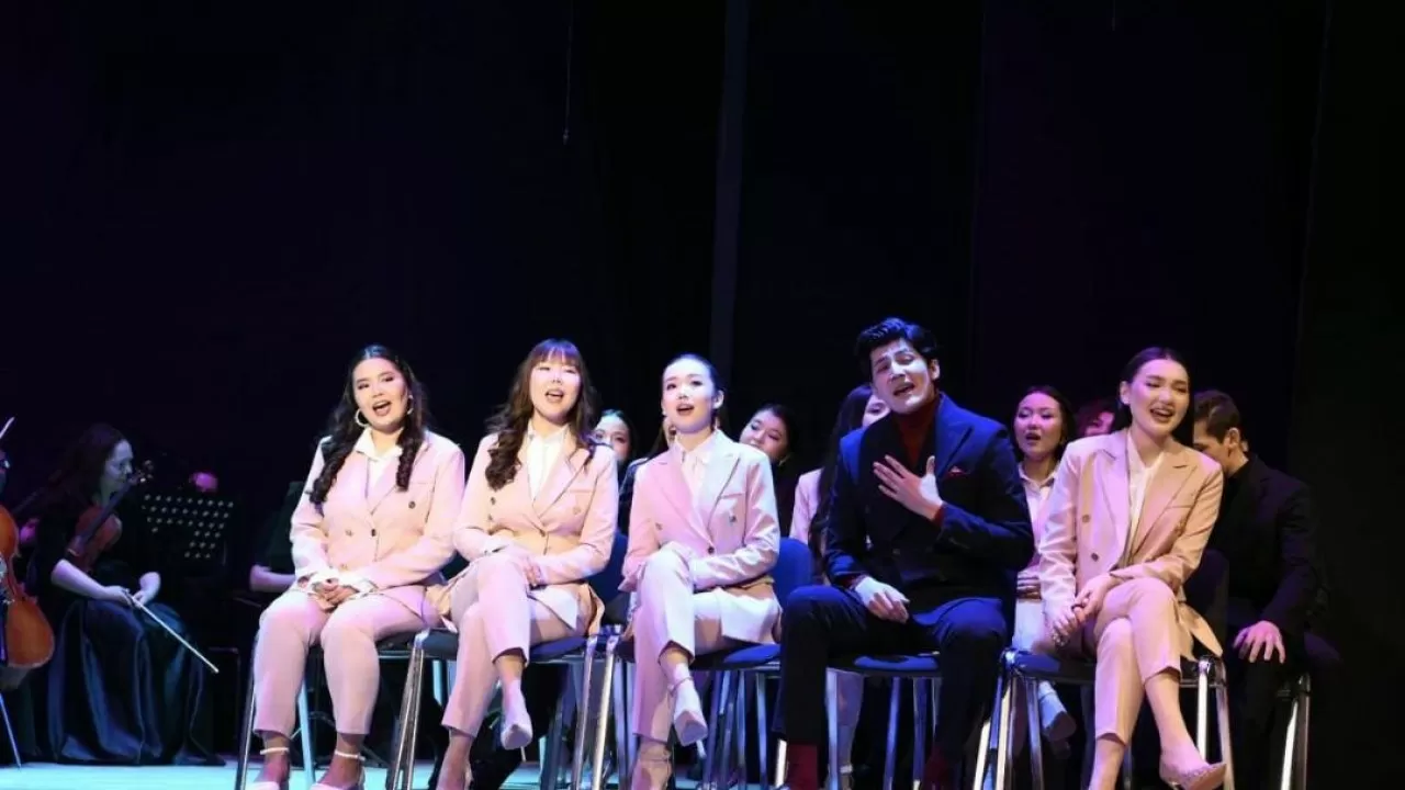 "Шанырак" &mdash; символ семьи: в Астане показали необычную постановку 