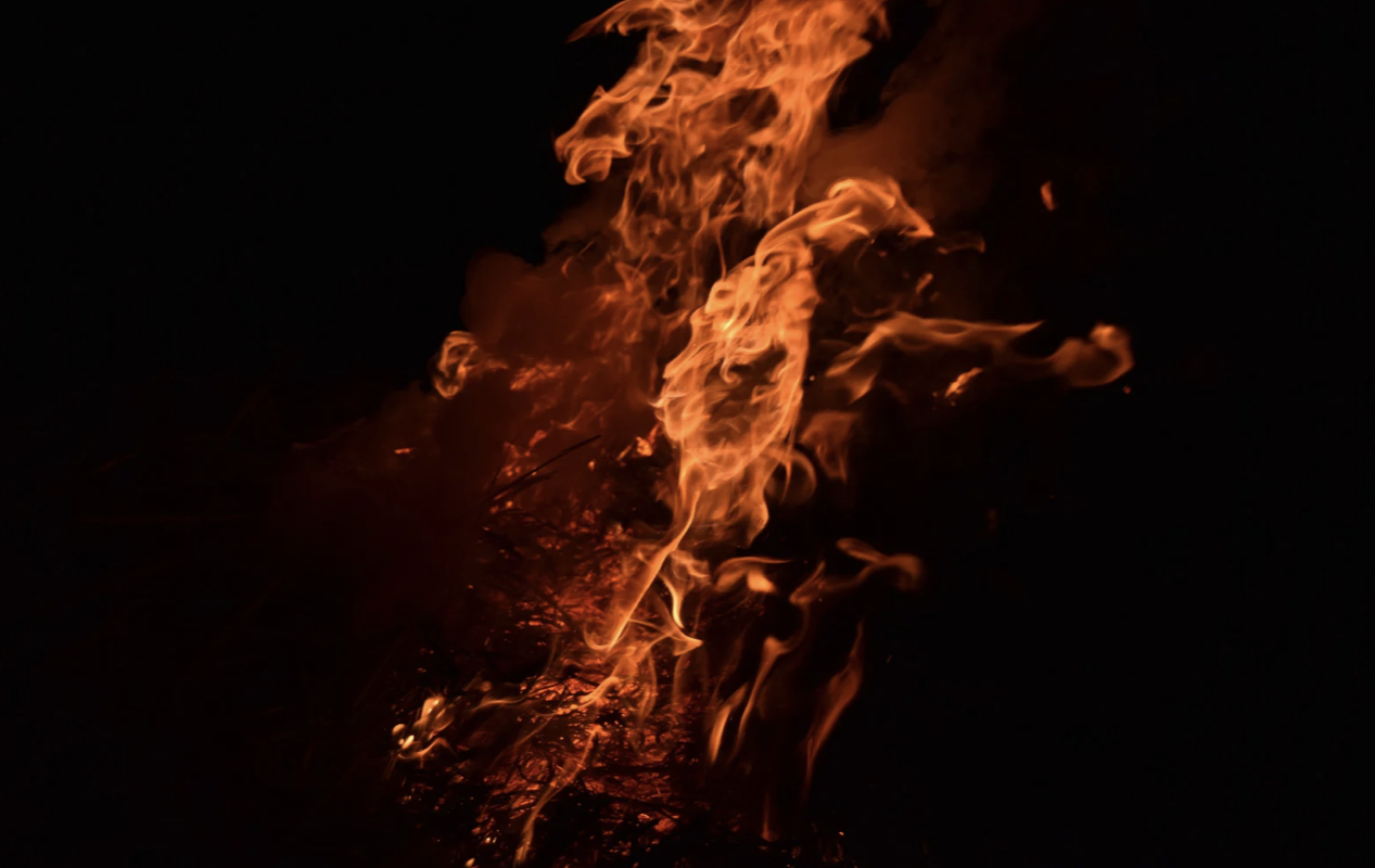 Дубайдағы АҚШ консулдығы маңынан өрт шықты