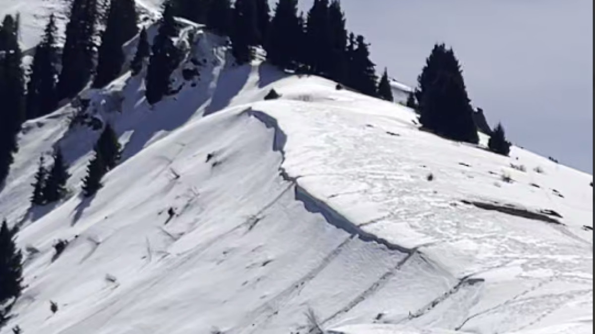 Алматыда қар көшкінінің алдын алу жұмыстары жүргізілді