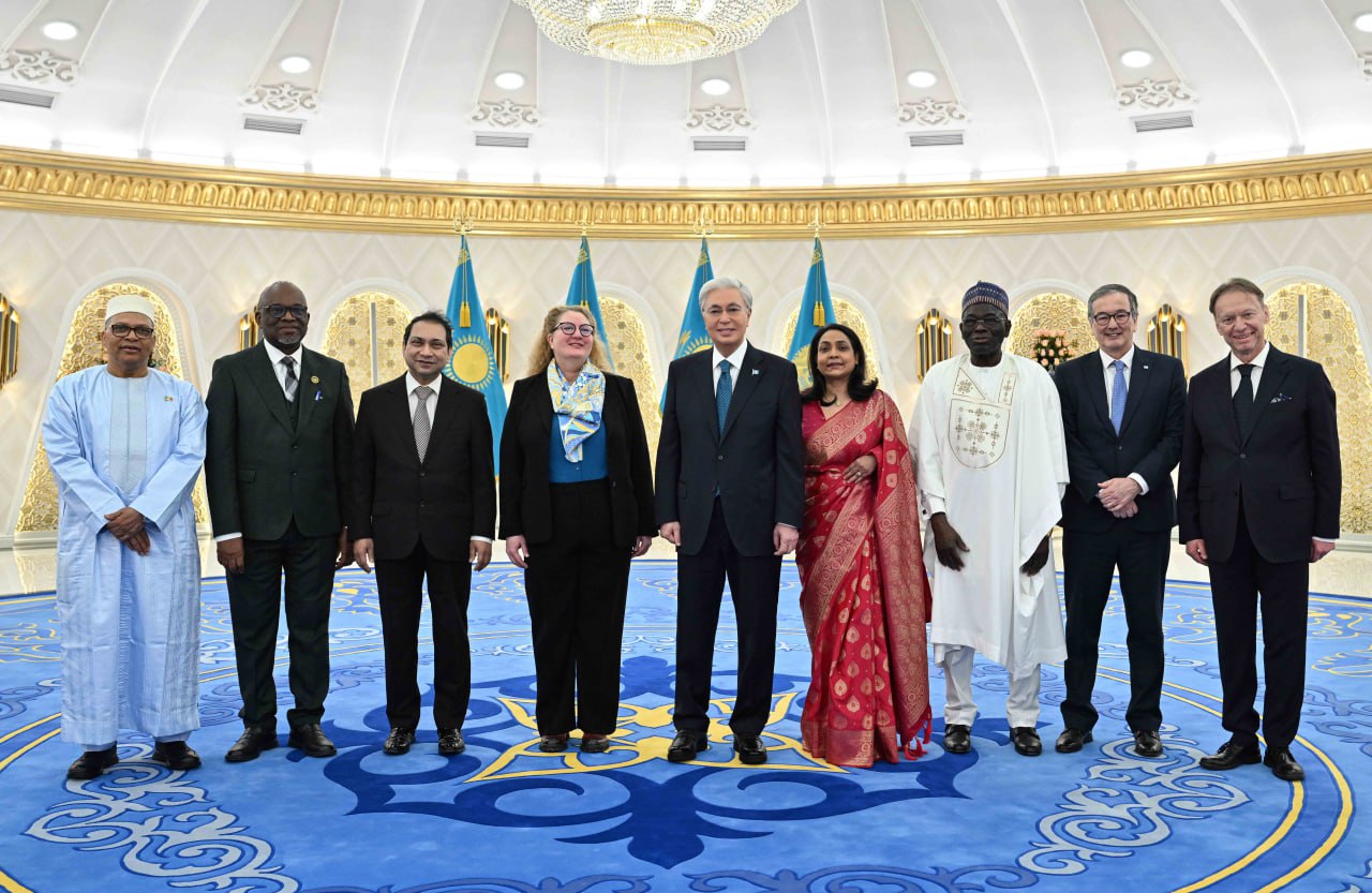 Токаев принял верительные грамоты послов ряда государств 