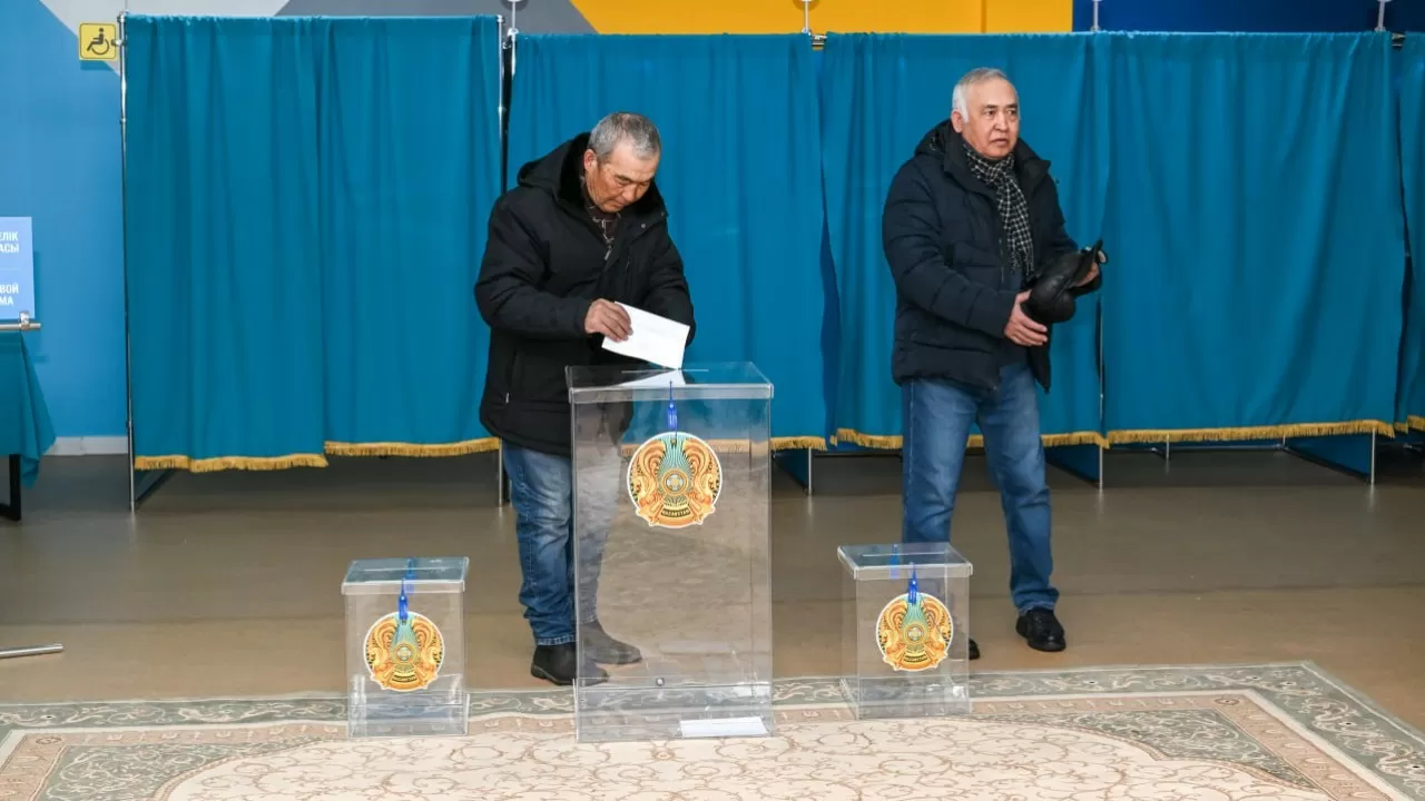 Стала известна явка избирателей на референдуме к этому часу 