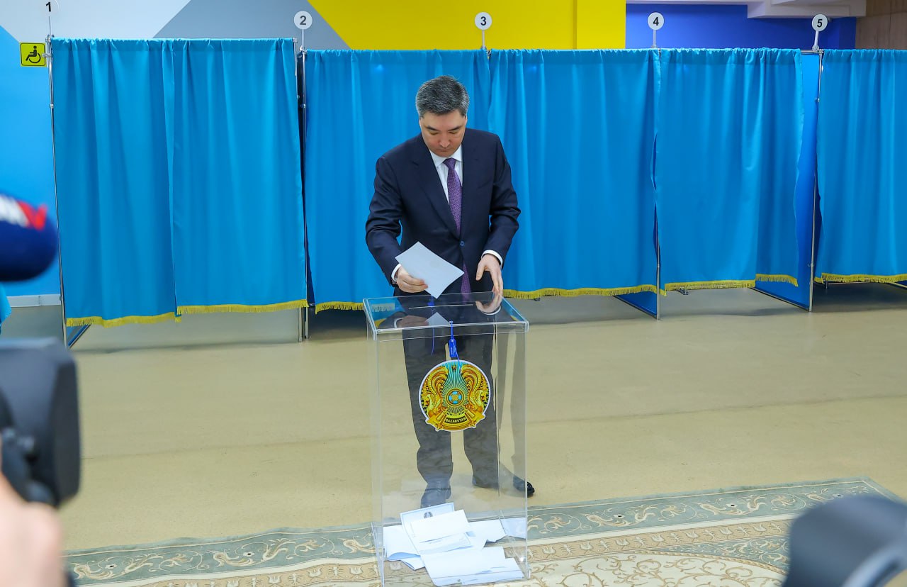 Еліміз Президент басшылығымен дамудың жаңа кезеңіне қадам басты &ndash; Олжас Бектенов