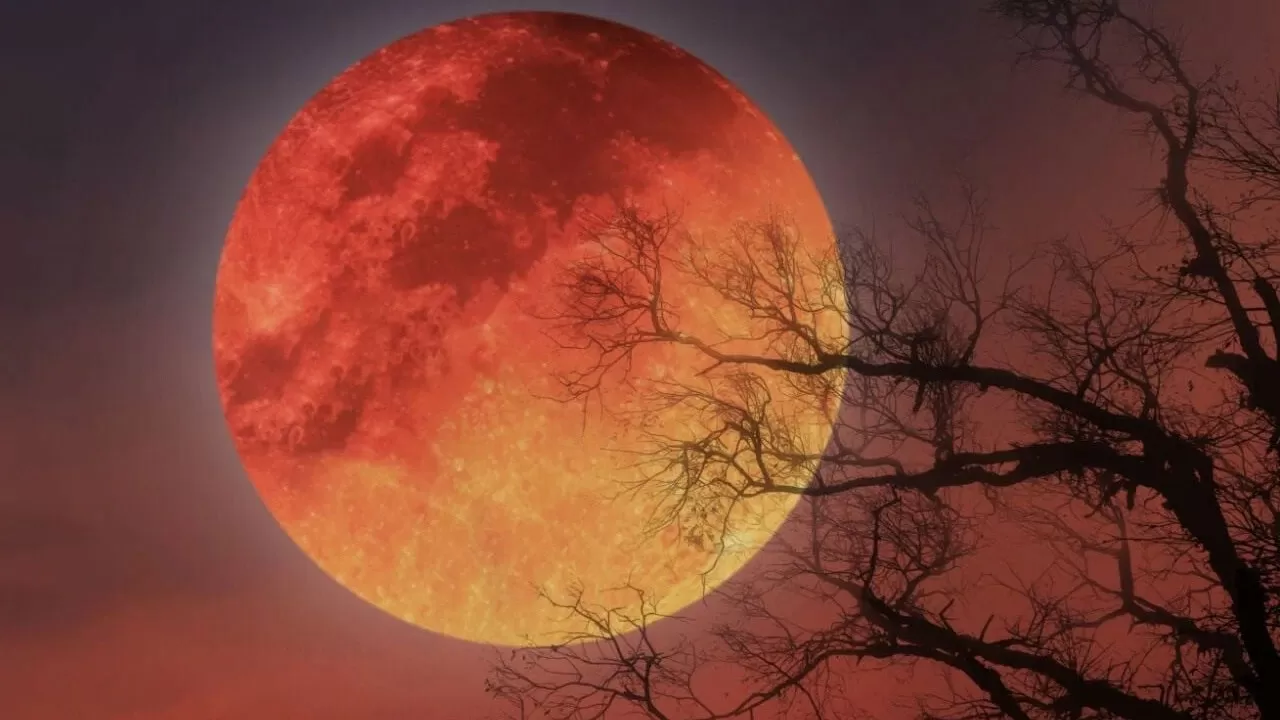 Луна червя, или кровавая, появится на небе 3 марта 2026: что это значит 