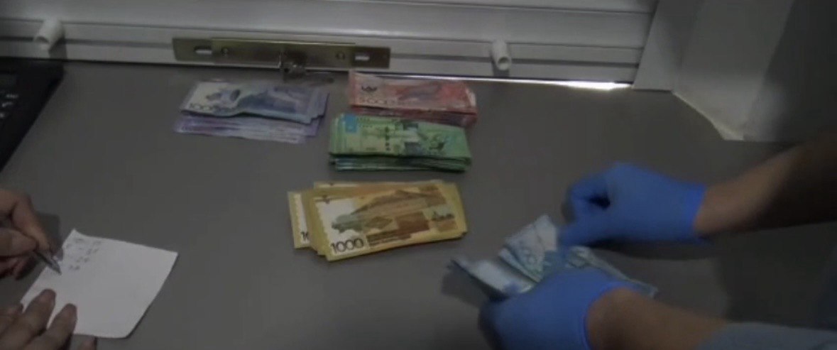 Оралда заңсыз микрокаржылық қызмет жүргізгендерге тергеу басталды