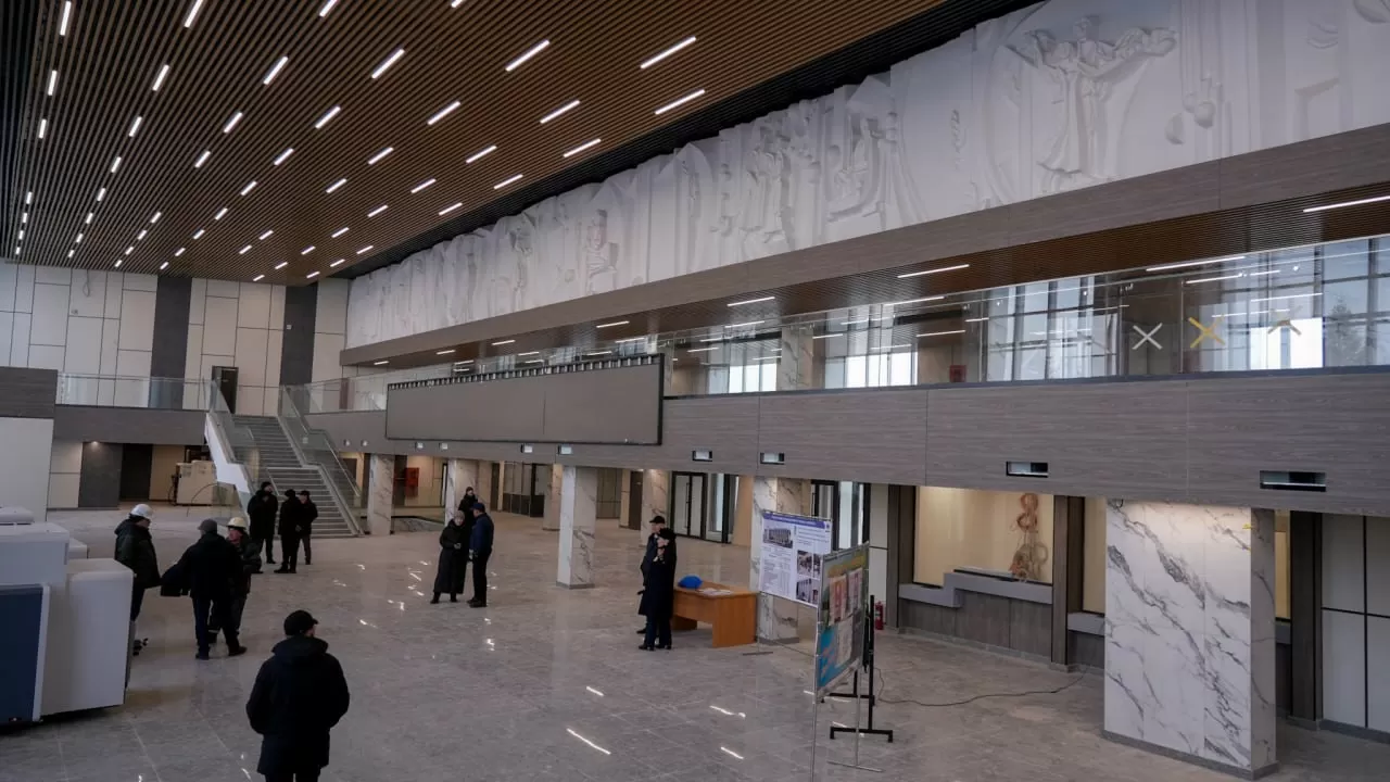 Бектенов проверил реконструкцию вокзала Кокшетау