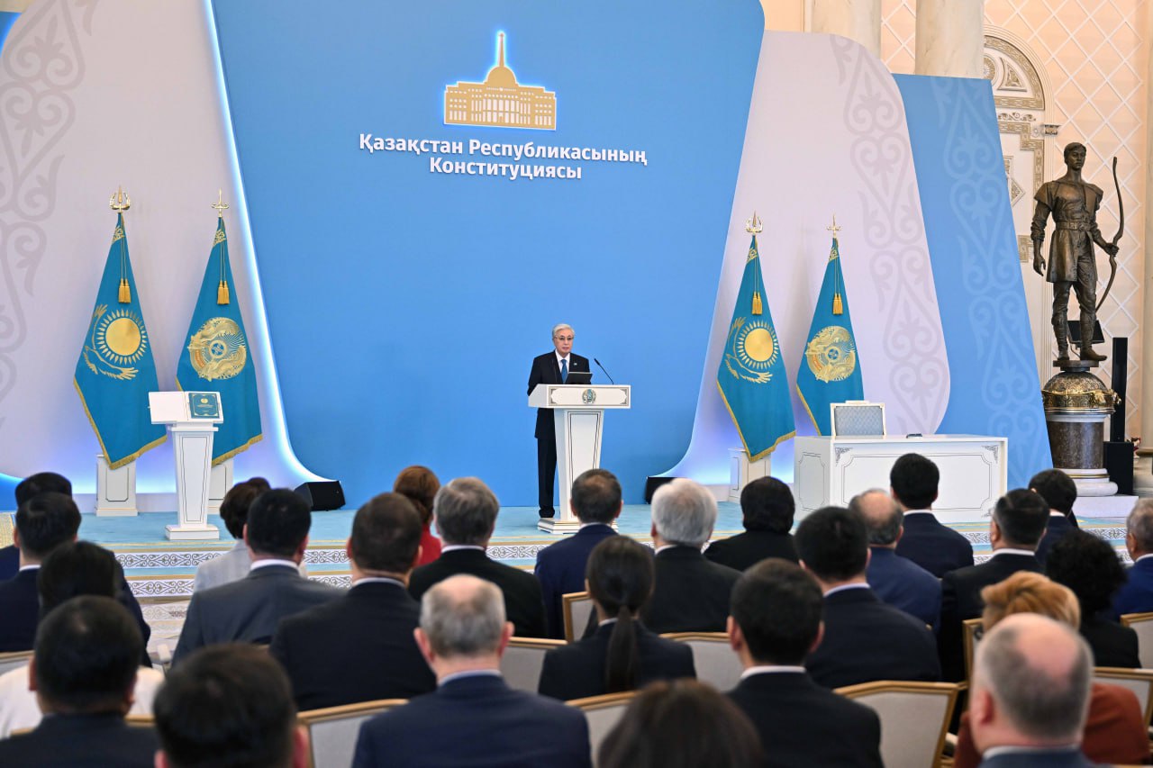 Жаңа Конституция жастарға бағдар беретін темірқазық болады &ndash; Тоқаев