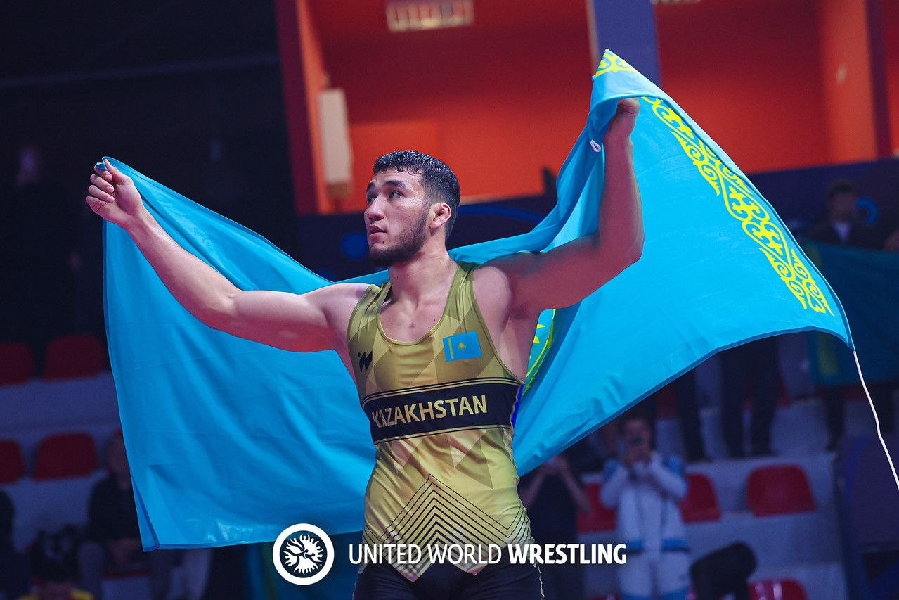 Ризабек Айтмұхан жаңа салмақта ел чемпионы атанды