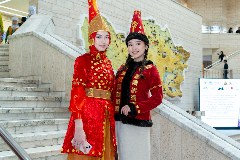 Национальные традиции могут стать современным брендом