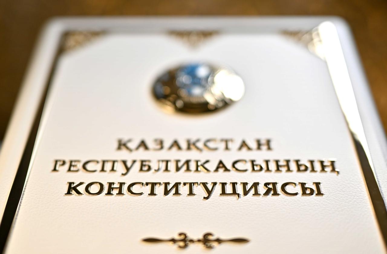 Бектенов 10 сәуірге дейін жаңа Ата заңды жаппай таралыммен басып шығаруды тапсырды