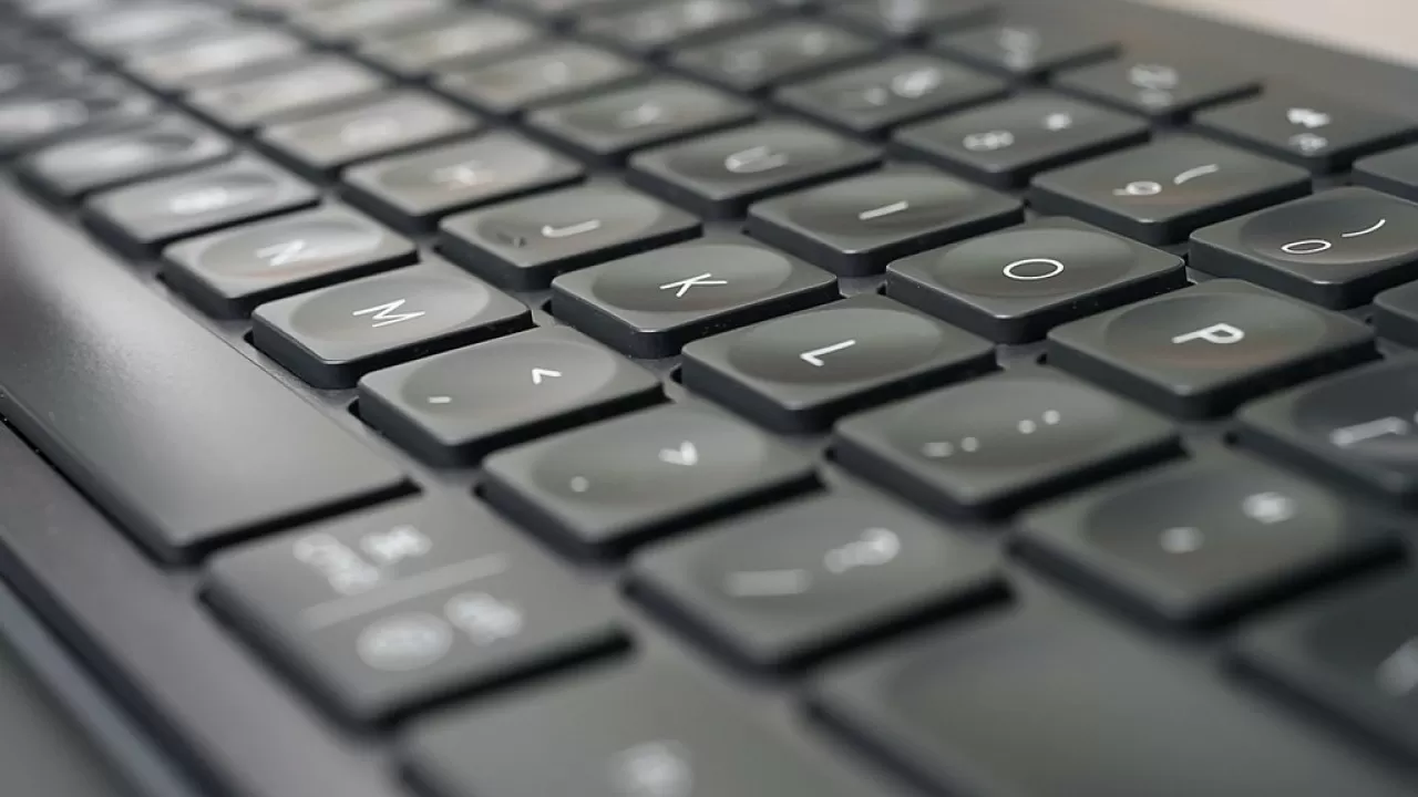 Каждый третий покупает онлайн: цифровые привычки казахстанцев в цифрах