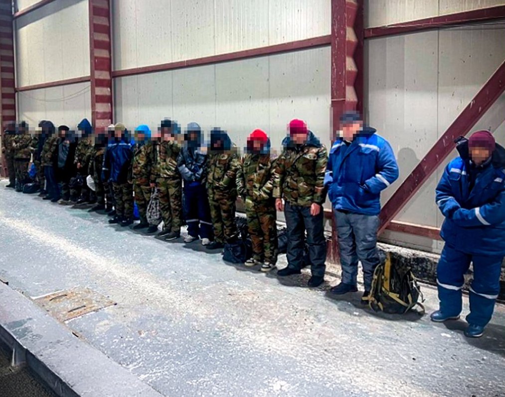 Ақтөбеде шекарадан заңсыз өтпек болған 18 шетел азаматы ұсталды