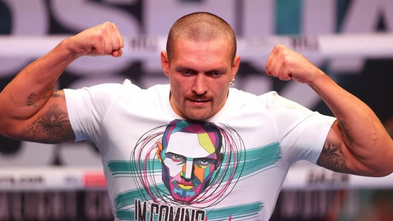 У Усика хотят забрать титул без боя