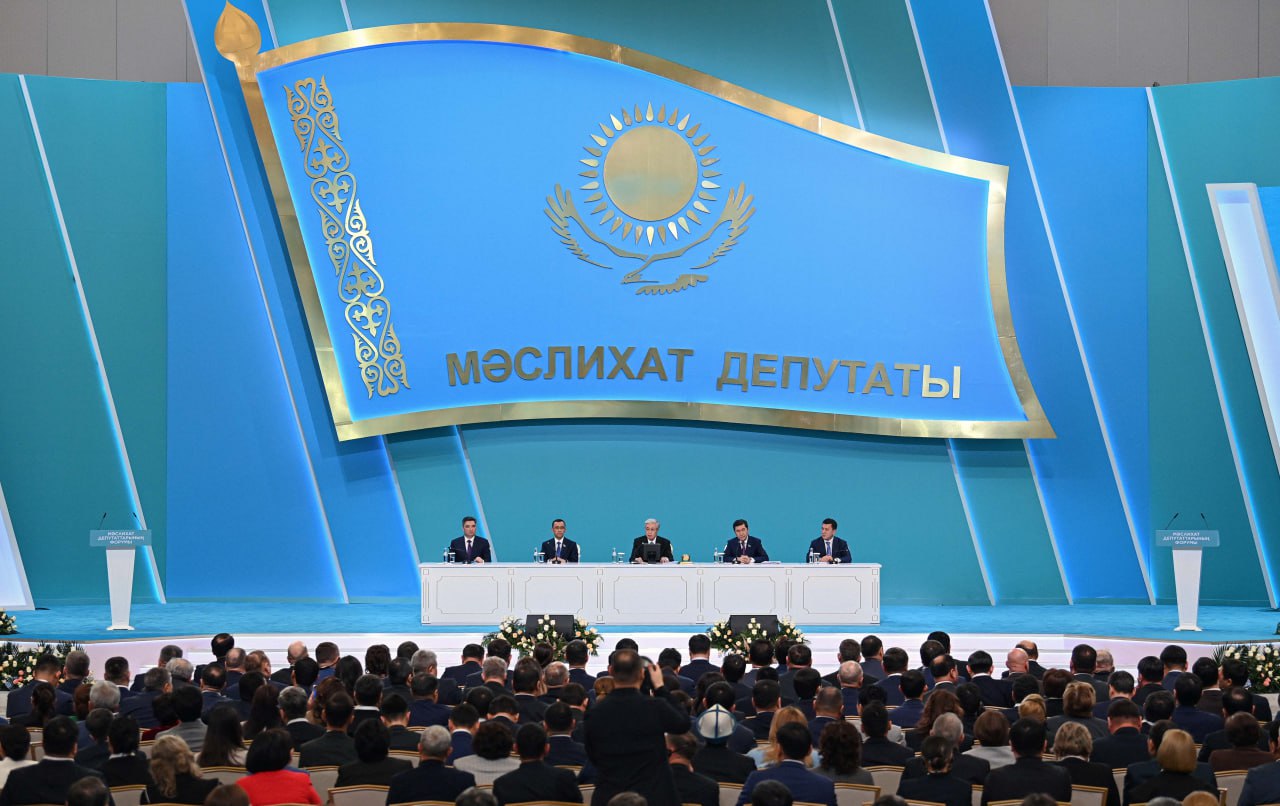 Президент: Қандай жағдай болса да, Қазақстан өз азаматтарын ешқашан тағдыр тәлкегіне қалдырмайды