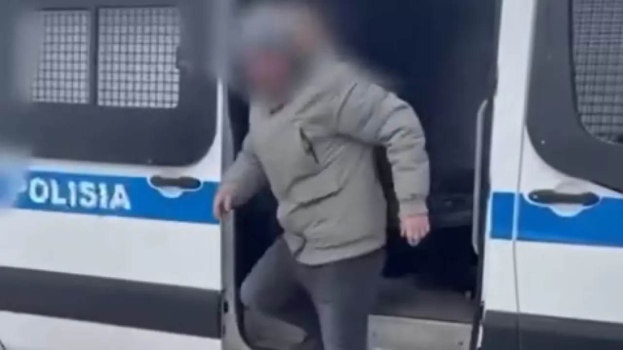 В Астане работодателей наказали за нелегальных работников 