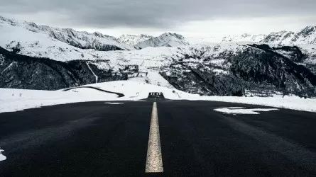 Трассы оживают: в каких регионах Казахстана сняли дорожную блокаду