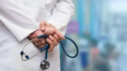 Нападение на фельдшера скорой в столичном ТЦ: в полиции рассказали подробности