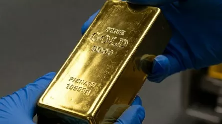 Инвесторы ищут &laquo;убежище&raquo;: золото снова в плюсе 