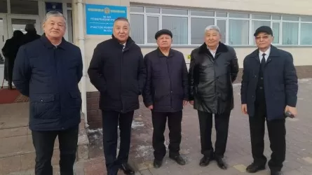 Аксакалы первыми пришли на референдум в Алматинской области 