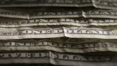 Комиссии за &laquo;старые&raquo; доллары признали незаконными 