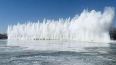 Взрывы на реках: Казахстан готовится к приходу большой воды 