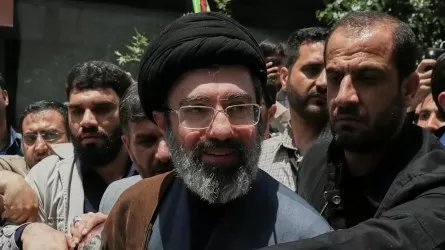 СМИ пишут о тайной эвакуации Моджтабы Хаменеи в Москву 