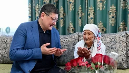 Старше целой эпохи: 104-летняя жительница Семея раскрыла секрет долголетия