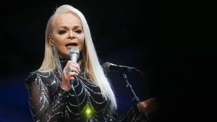 Суд обязал мошенников вернуть Долиной 62 млн рублей