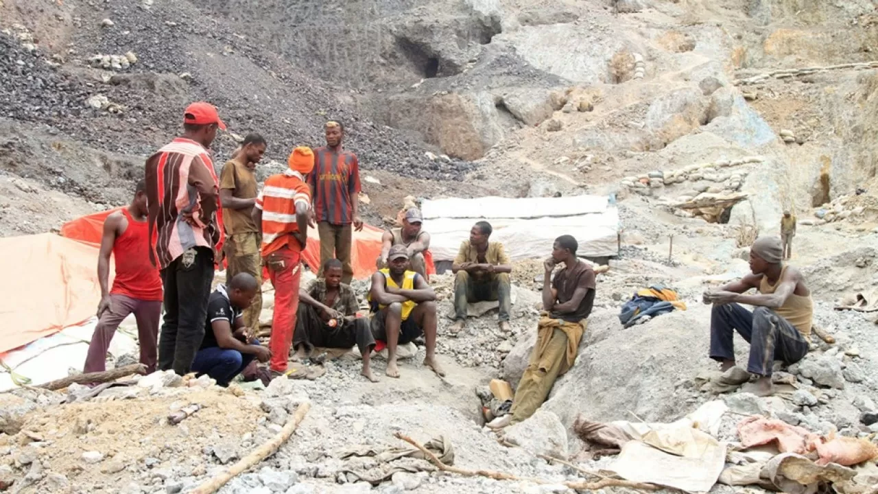200 человек погибли при обрушении шахты в Конго