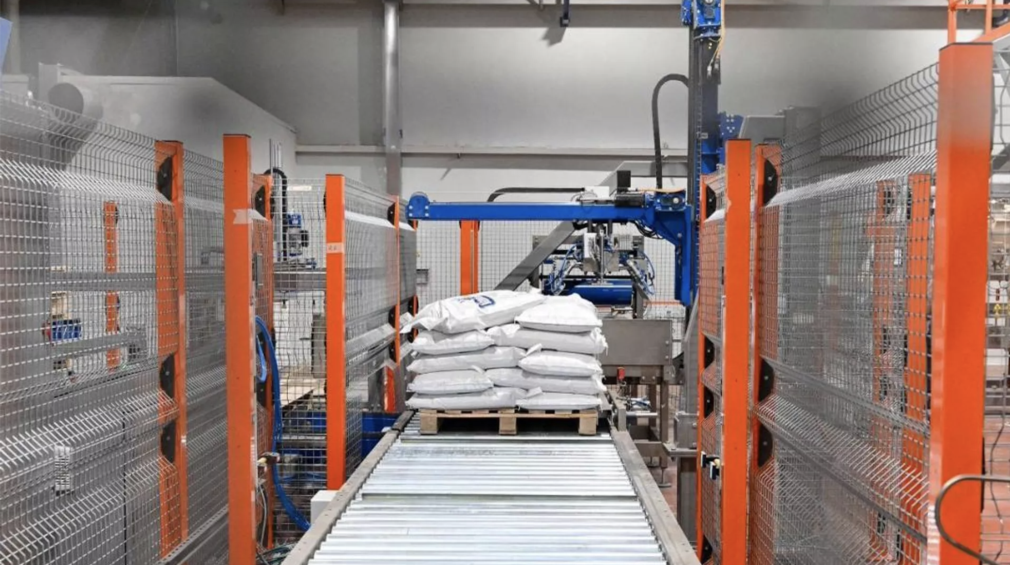 Ақмола облысында майлы дақылдарды терең өңдеу кешені салынуда