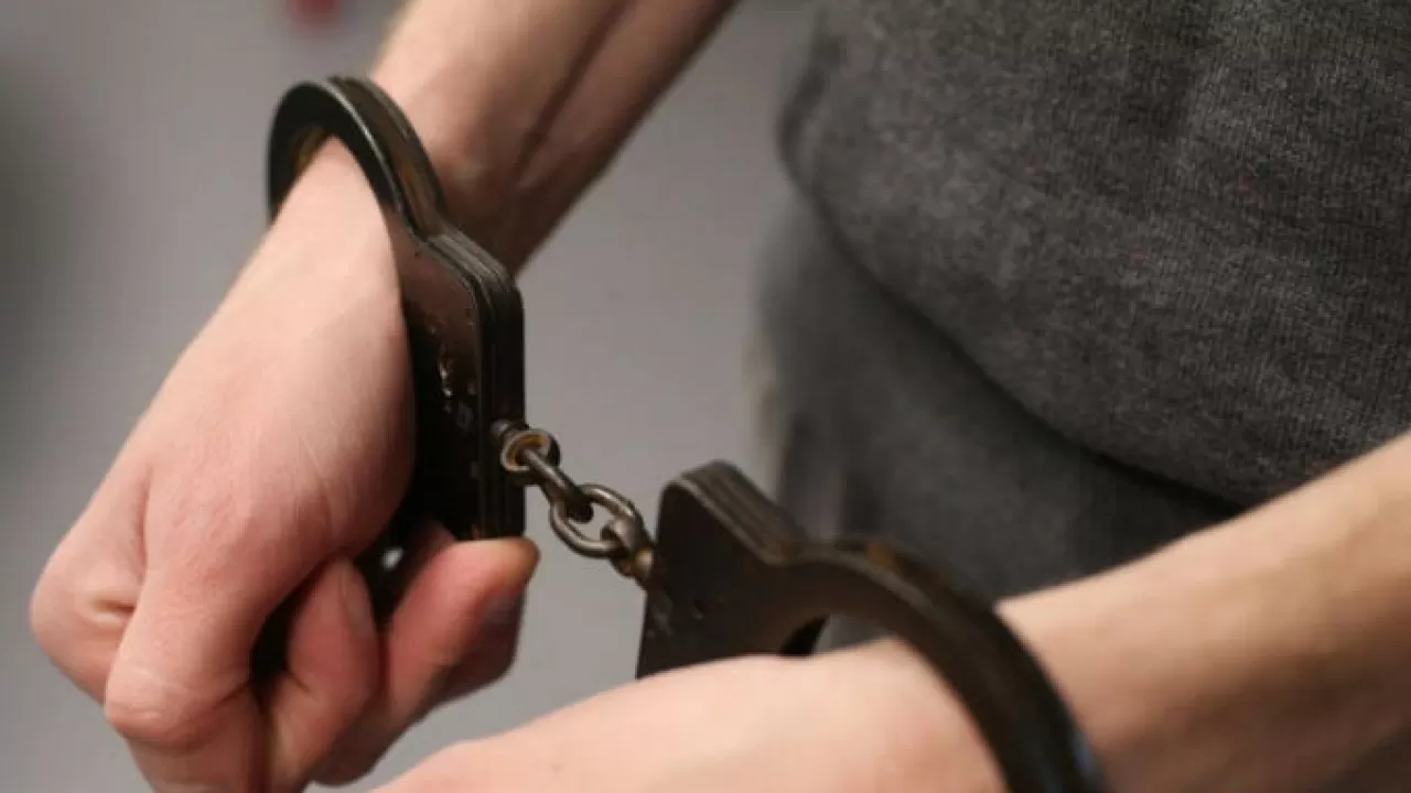 Семейный подряд: супругов, подозреваемых в аферах на сотни миллионов, задержала полиция  