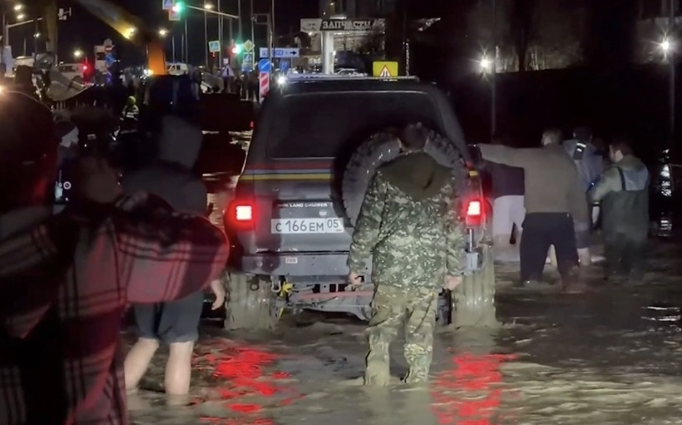Дағыстандағы су тасқыны салдарынан 4 мыңнан астам адам эвакуацияланды 
