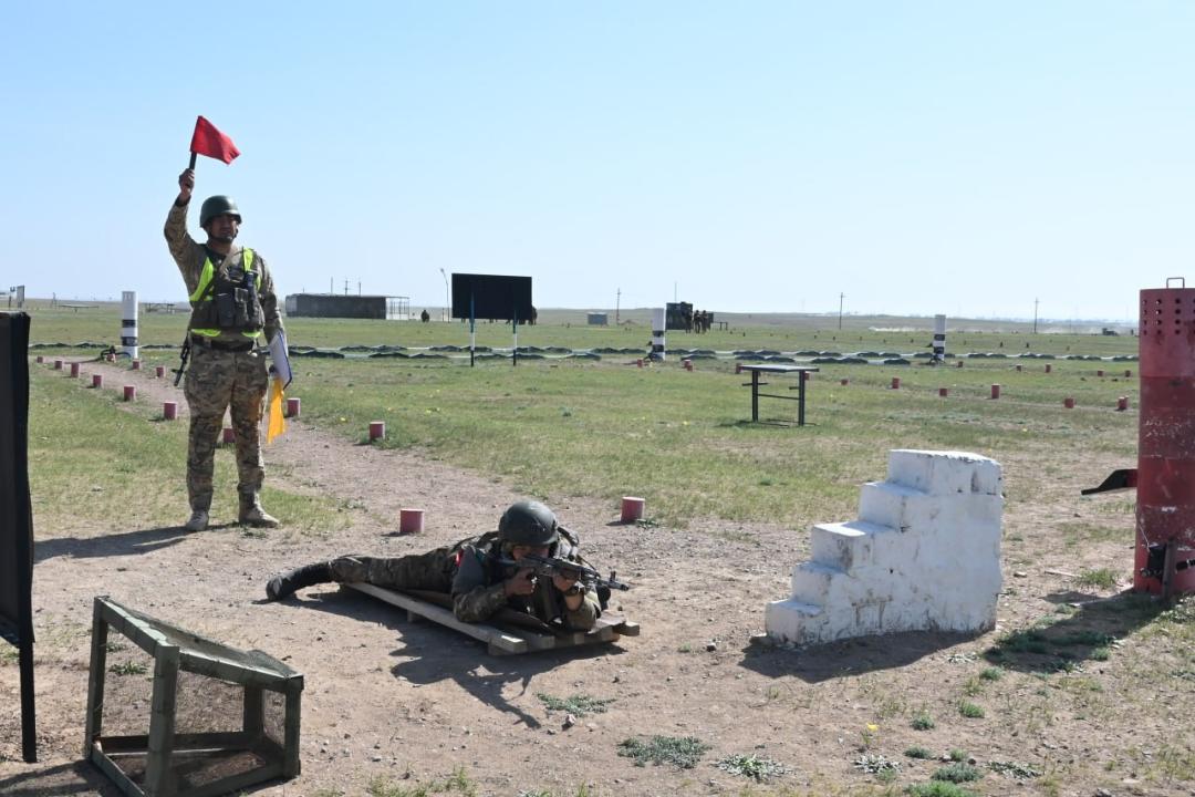 Әскери бөлімдерде жауынгерлік дайындық деңгейі тексеріліп жатыр