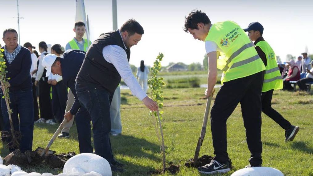 "Мөлдір бұлақ" акциясы: Жамбыл облысында ауыл тұрғындары бұлақ көздерін ашты