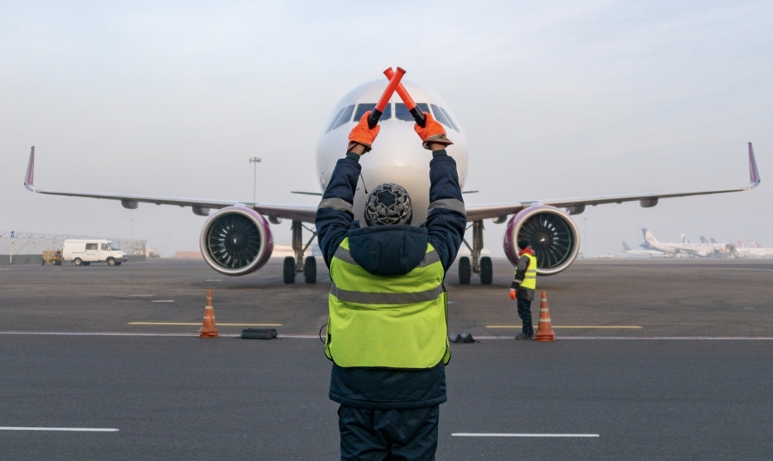 Авиаперевозки уходят в крутое пике