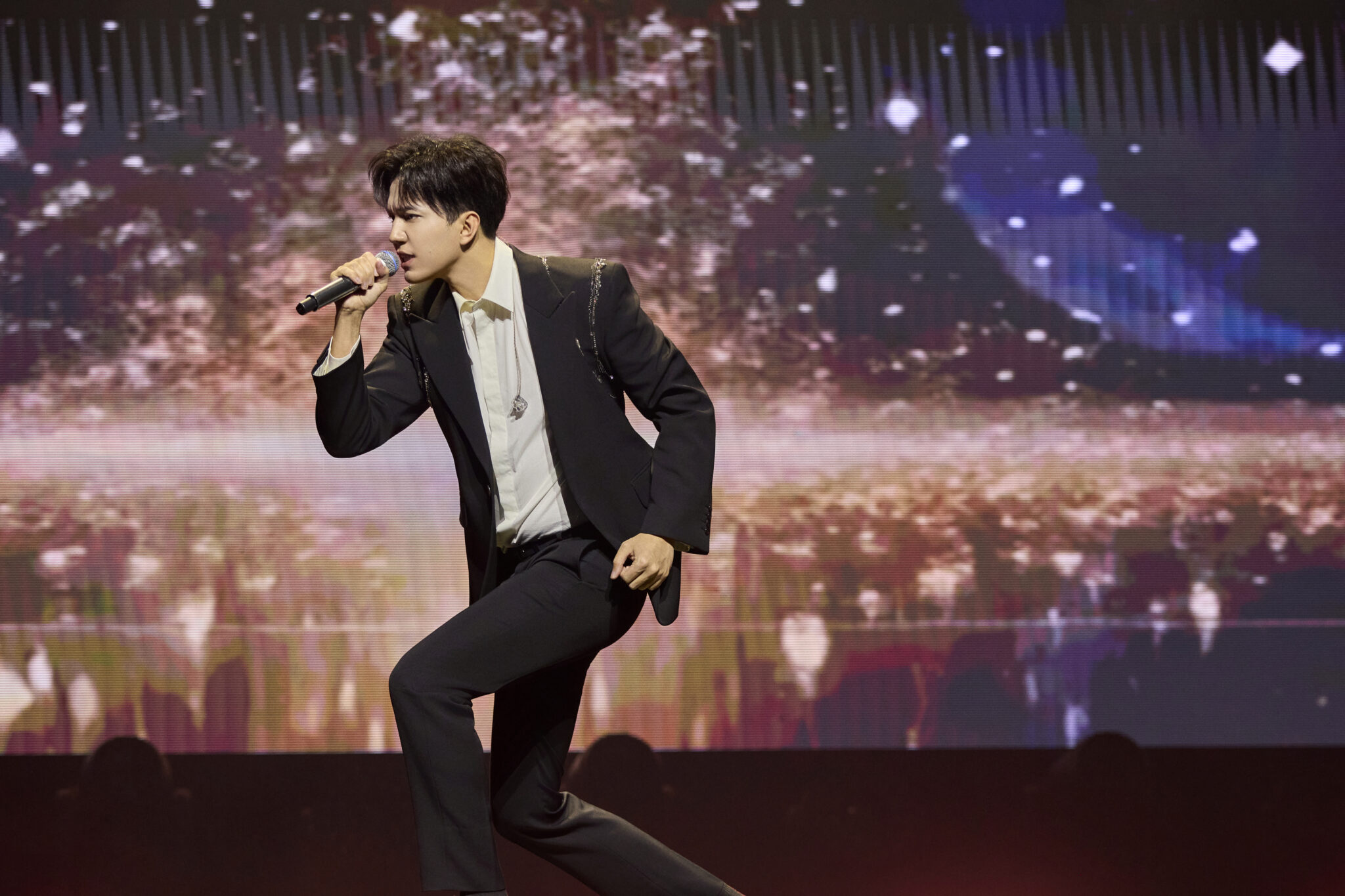 Димаш Құдайберген Қытайда продюсер ретінде алғашқы марапатын алды