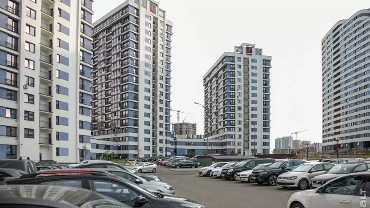 Россияне начали активно скупать жилье в Беларуси