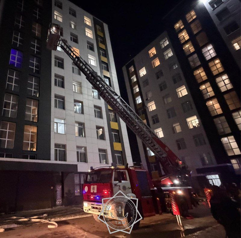 Елордада 10 қабатты үйде қауіпті өрт: балалар құтқарылды 