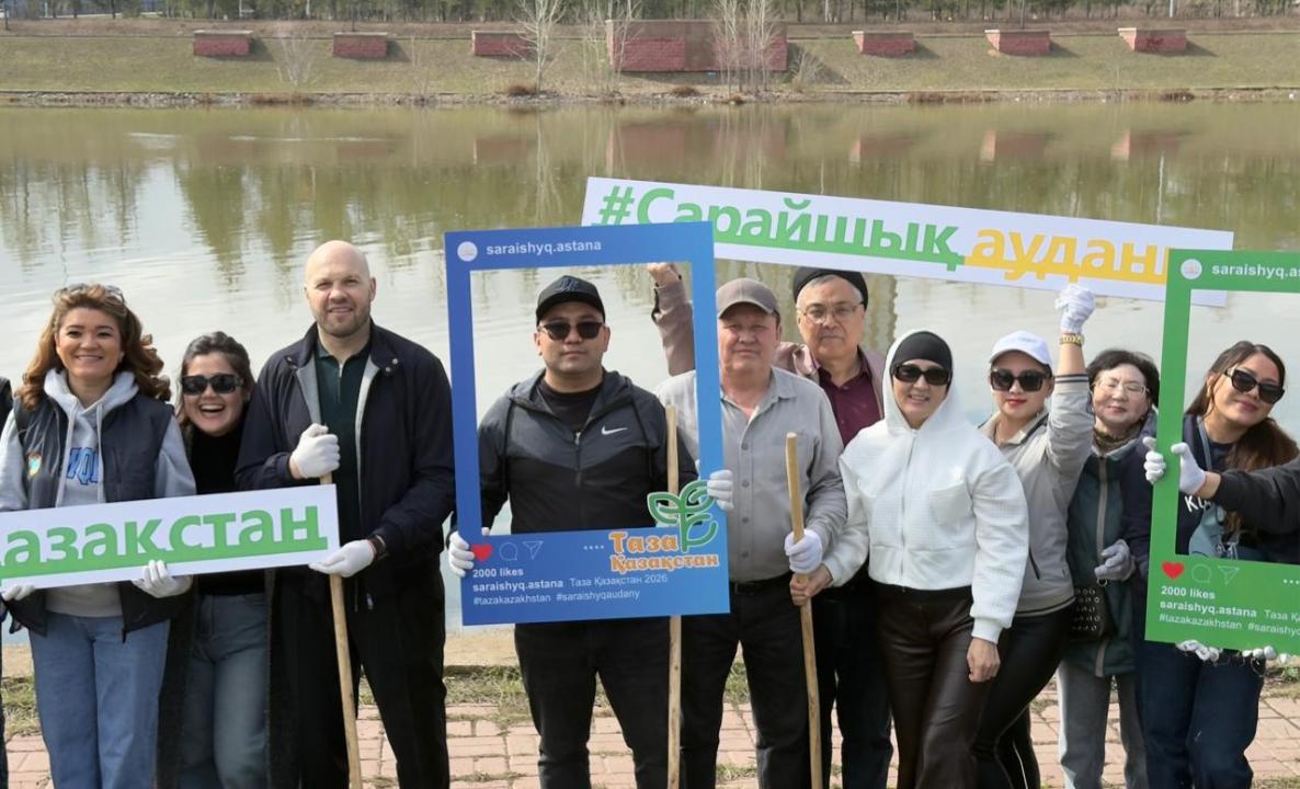 Астанада "Таза Қазақстан": Спортшылар экологиялық акцияға атсалысты