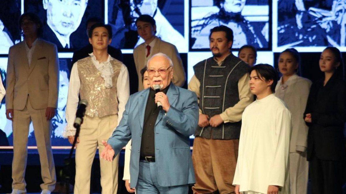 Алматыдағы "Жаңа ғасыр" театрына Асанәлі Әшімовтің есімі берілді