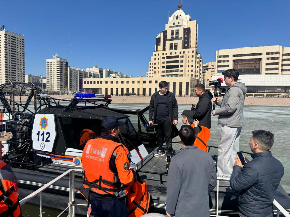 Құтқарушылар Есіл өзенінде көшпелі брифинг өткізді