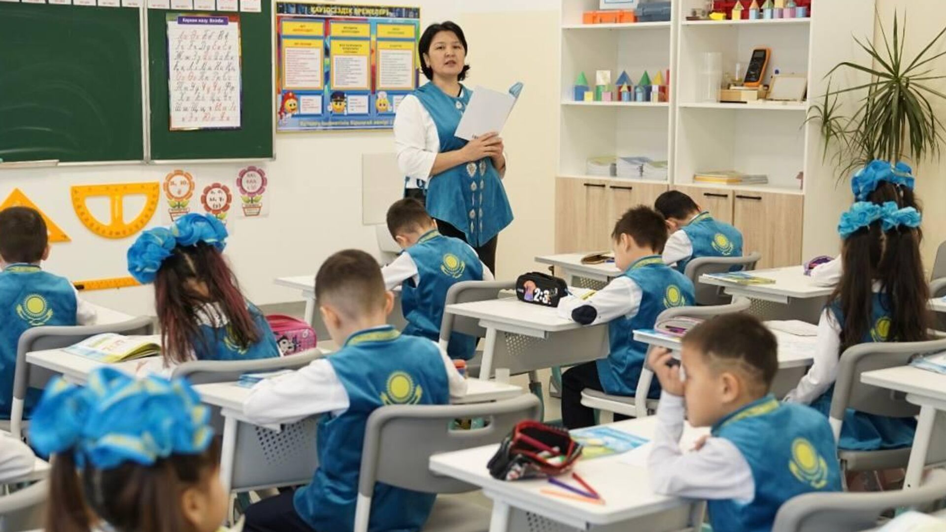 Елімізде мұғалімдерді аттестаттаудың жаңа жүйесі енгізіледі