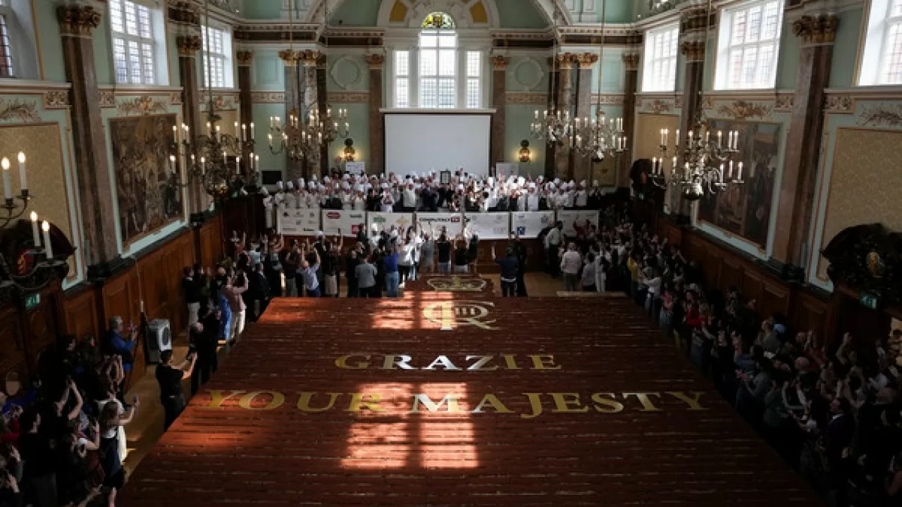 В Лондоне приготовили самый длинный в мире тирамису