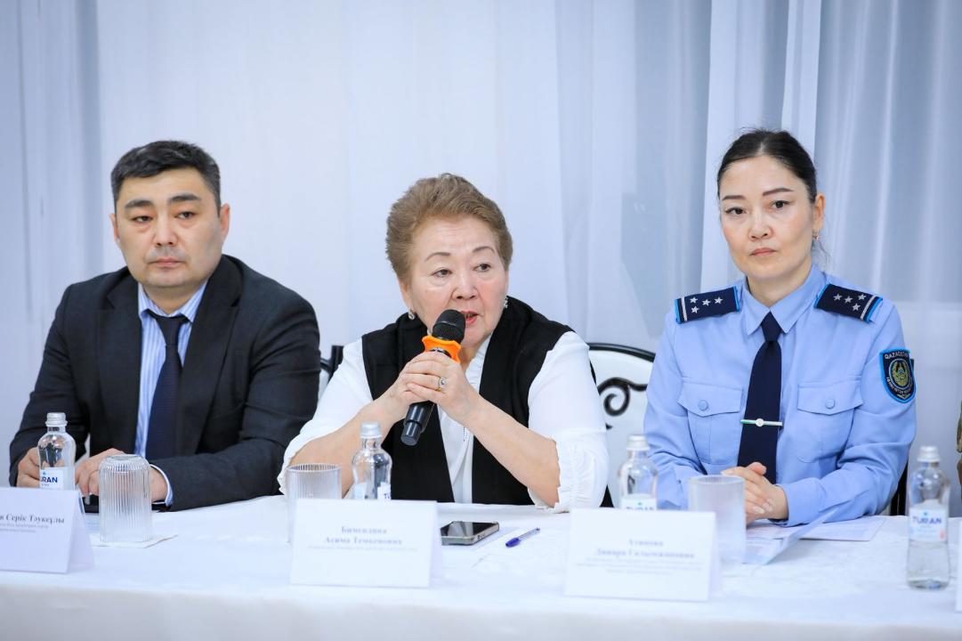 Астанада ата-аналардың ауқымды жиналысы өтті