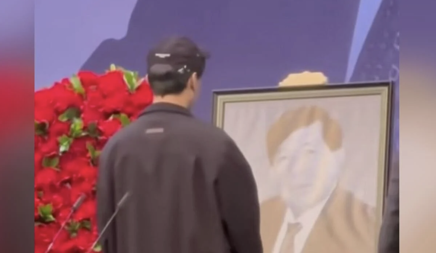 Мұхтар Шахановпен қоштасу рәсіміне Димаш Құдайберген барды