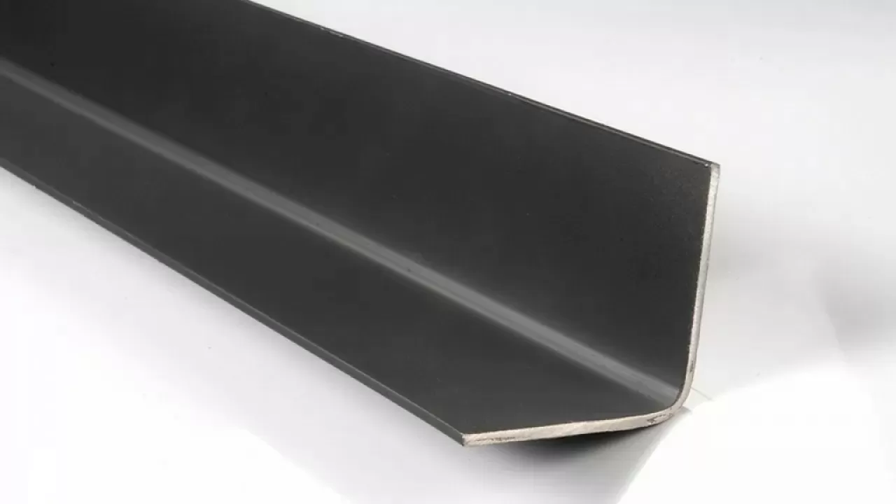 Евросоюз ужесточит правила импорта стали: кого затронет